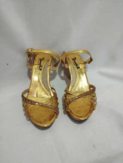 Sandalias Doradas