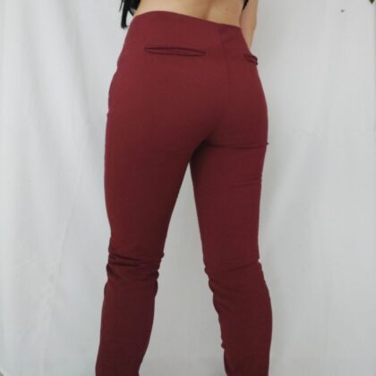 Pantalón Rojo Basement Talla 6